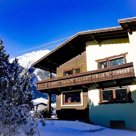 Berghaus Praxmarer Villa Längenfeld Dış mekan fotoğraf